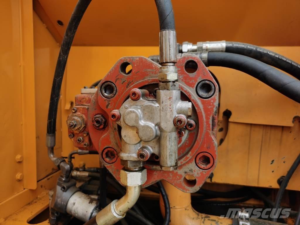 Hyundai R225LC-7 Bandgrävare