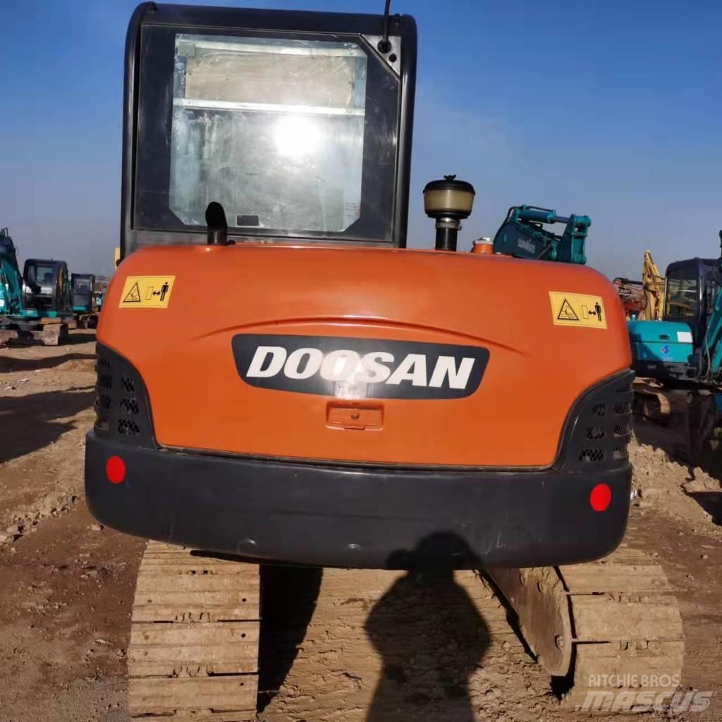 Doosan DH60-7 Bandgrävare