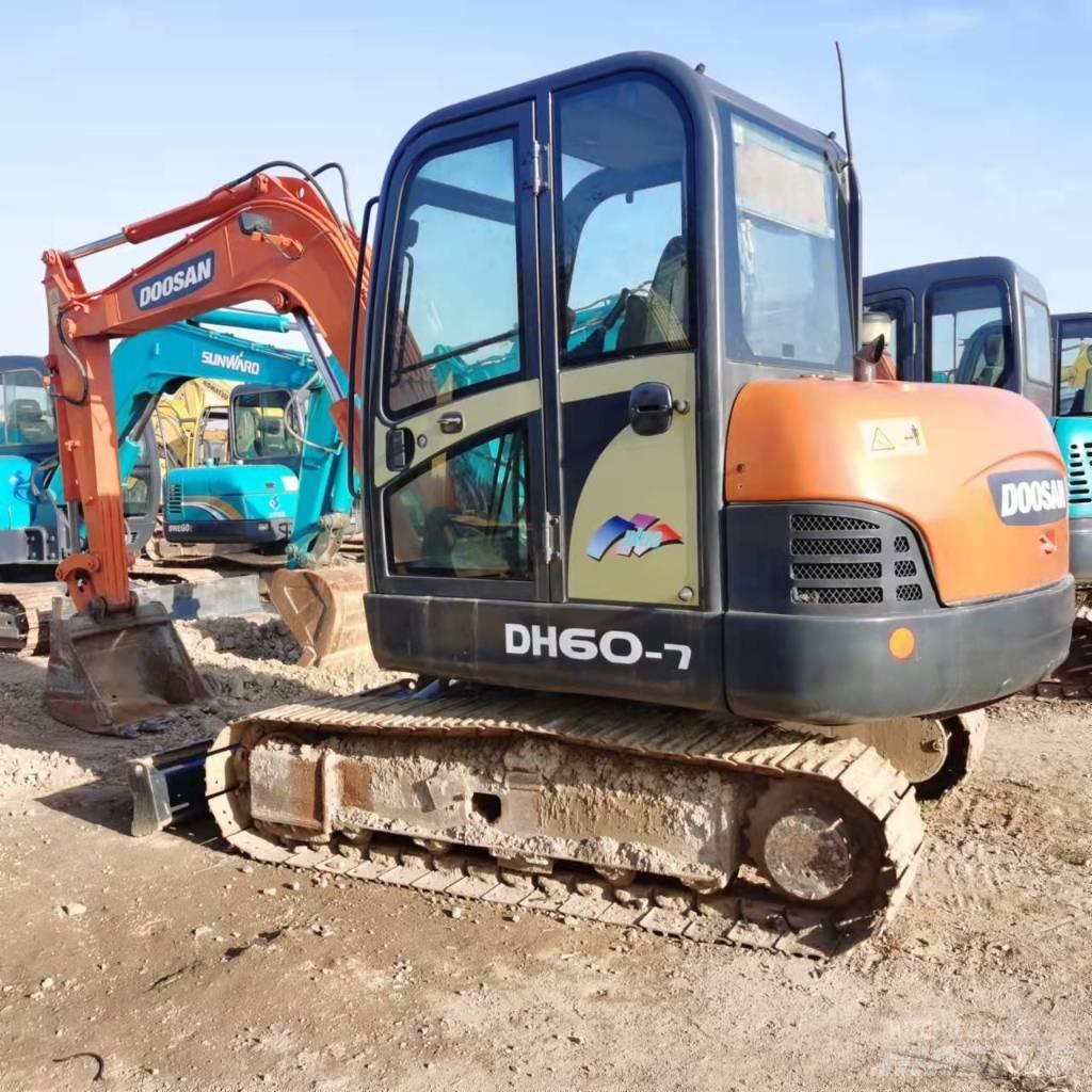 Doosan DH60-7 Bandgrävare