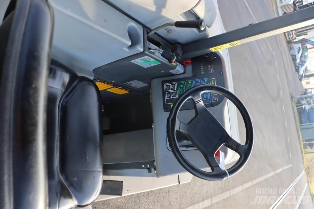 Nilfisk CR1200 Sopmaskiner