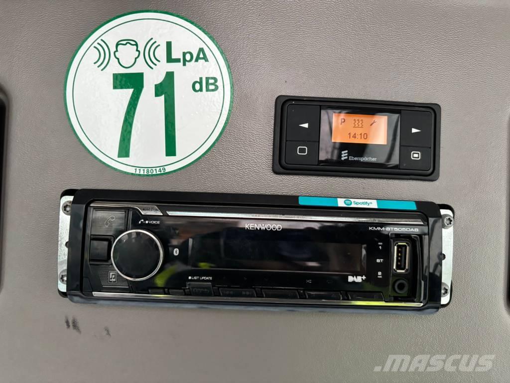 Volvo ECR 235 E Bandgrävare