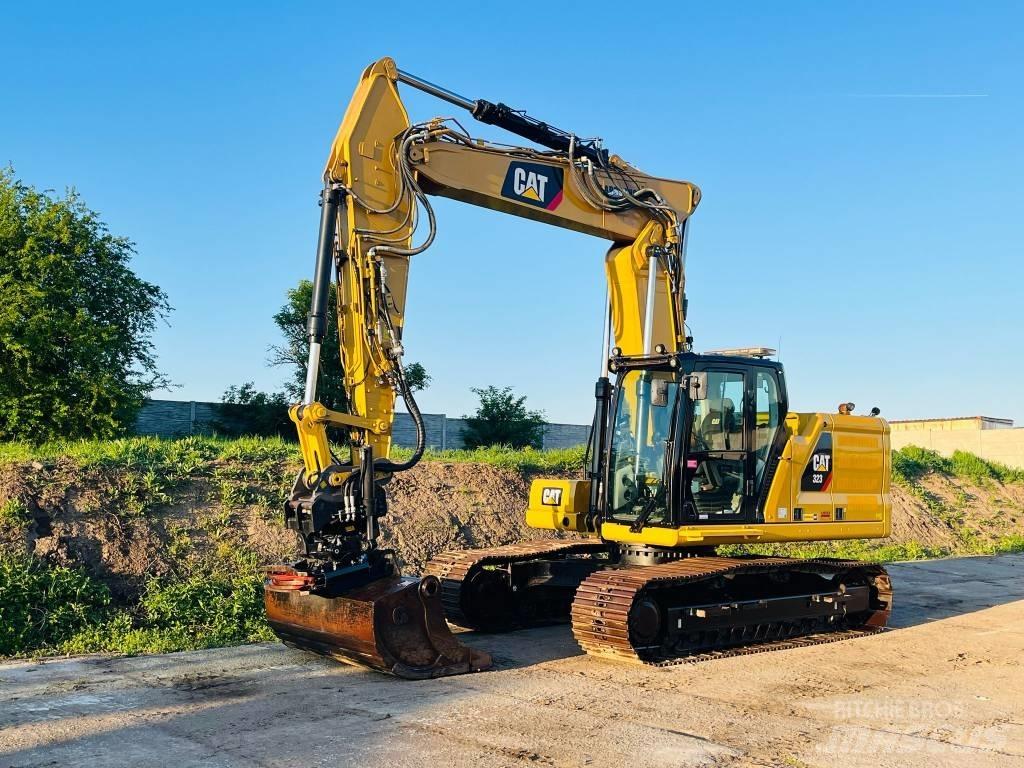 CAT 323 Bandgrävare