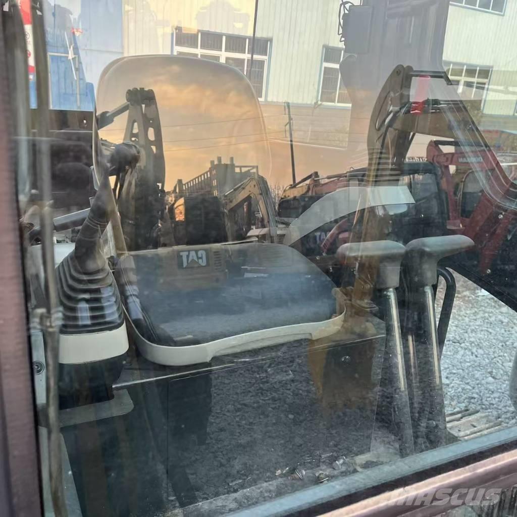 Komatsu PC 40 MR Minigrävare < 7t