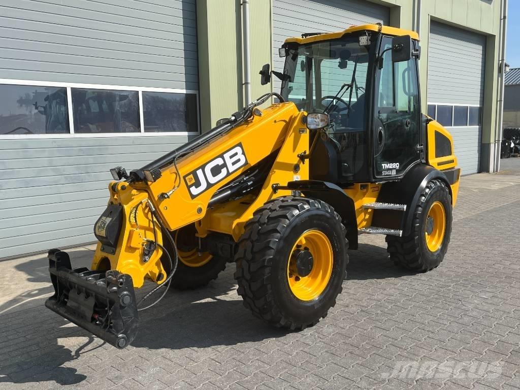 JCB TM 220 Redskapsbärare för lantbruk