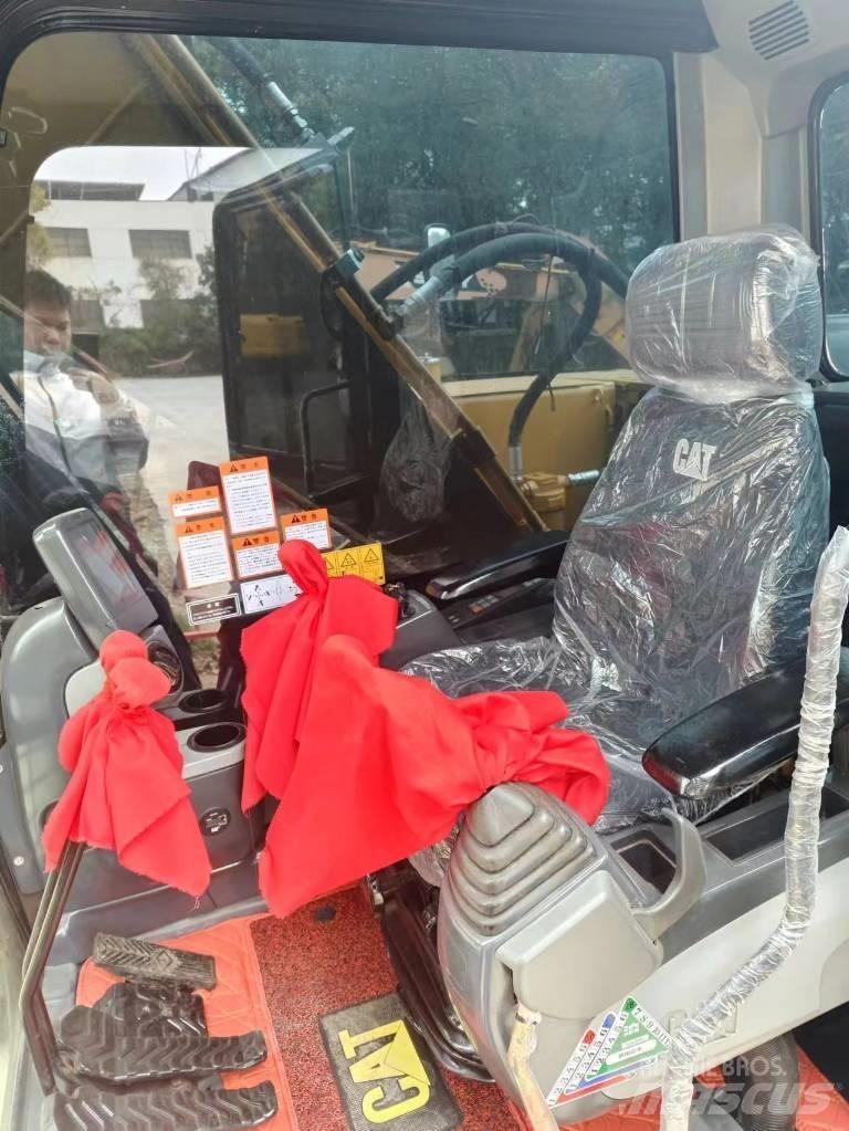 CAT 320 D Bandgrävare