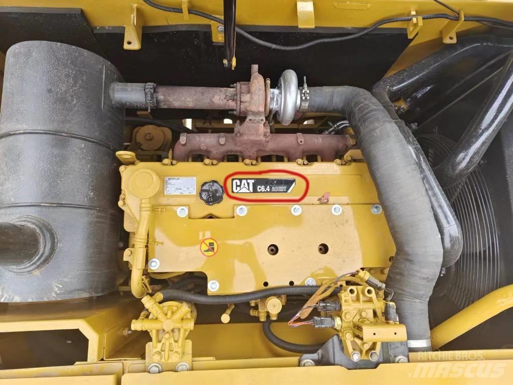 CAT 320 D Bandgrävare
