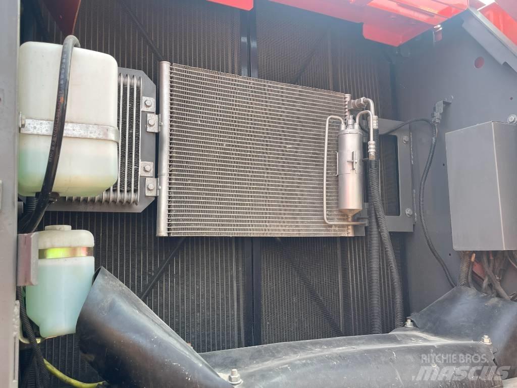 Hitachi 210LC Bandgrävare