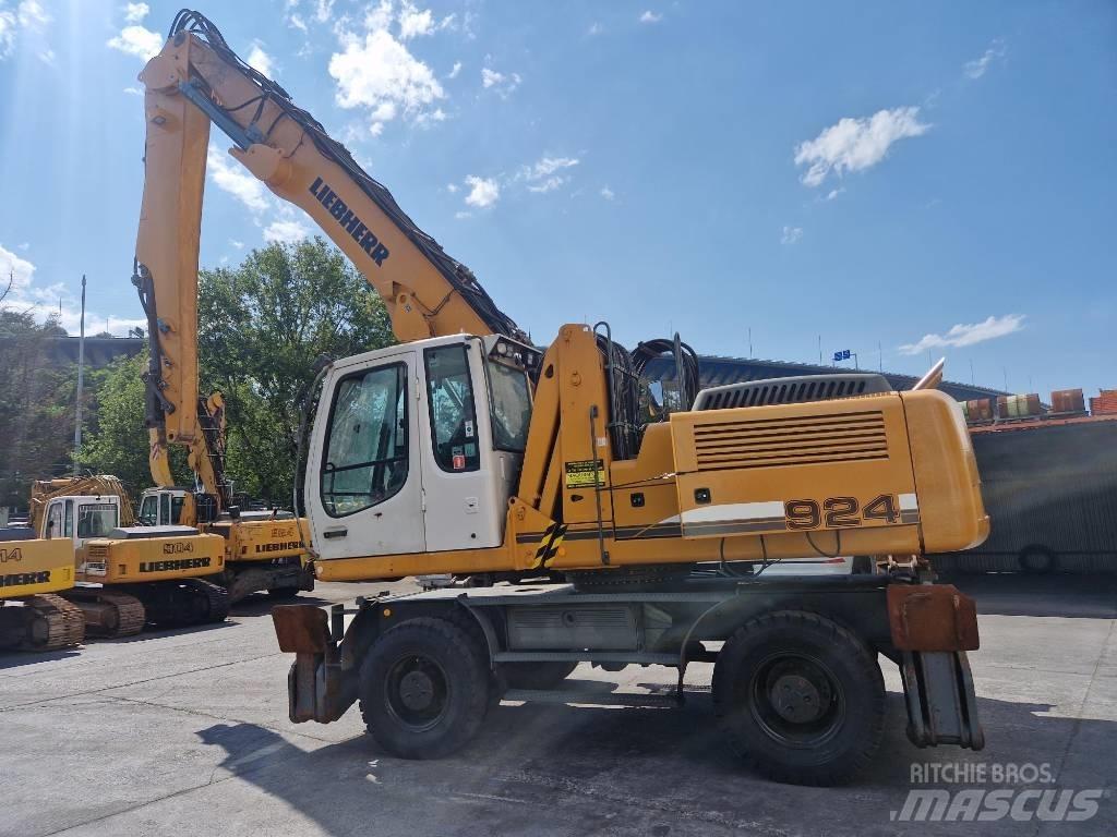 Liebherr A924C Avfalls / industri hantering
