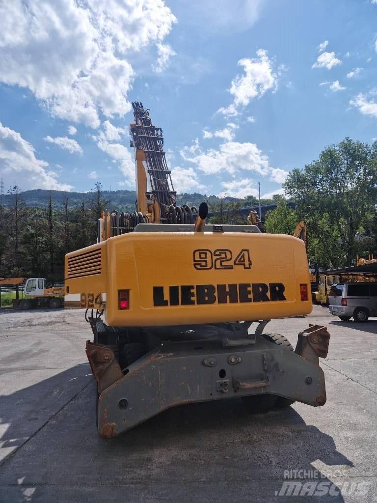 Liebherr A924C Avfalls / industri hantering