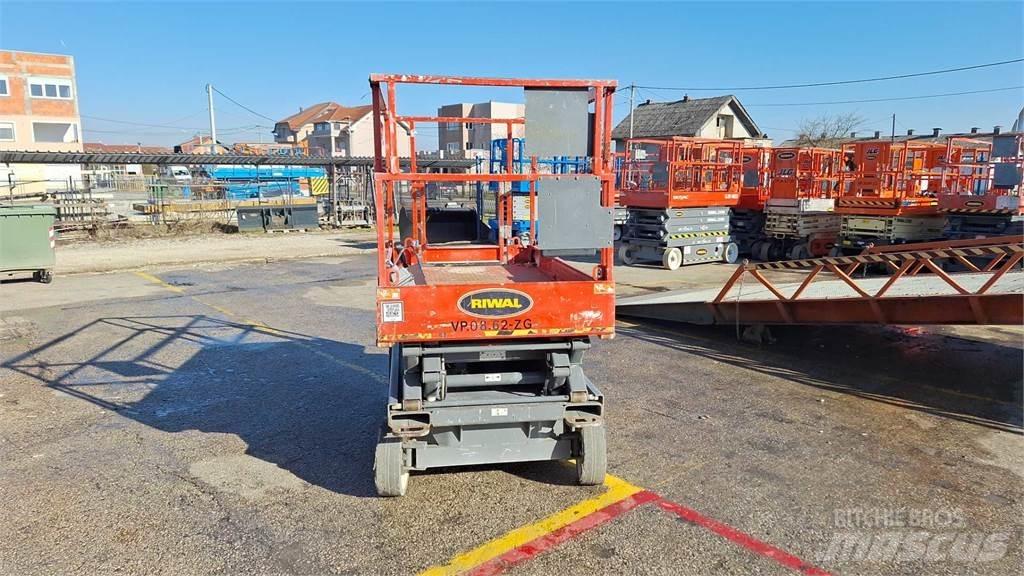 SkyJack SJIII4620 Saxliftar
