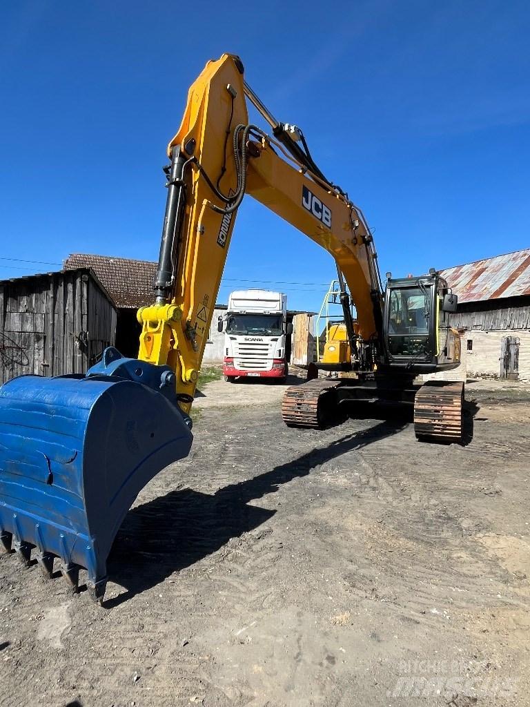 JCB JS 220 LC Bandgrävare