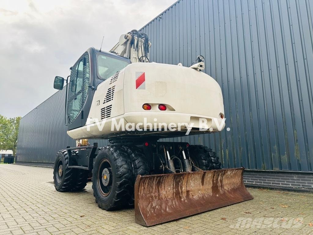 JCB JS 145 W Hjulgrävare