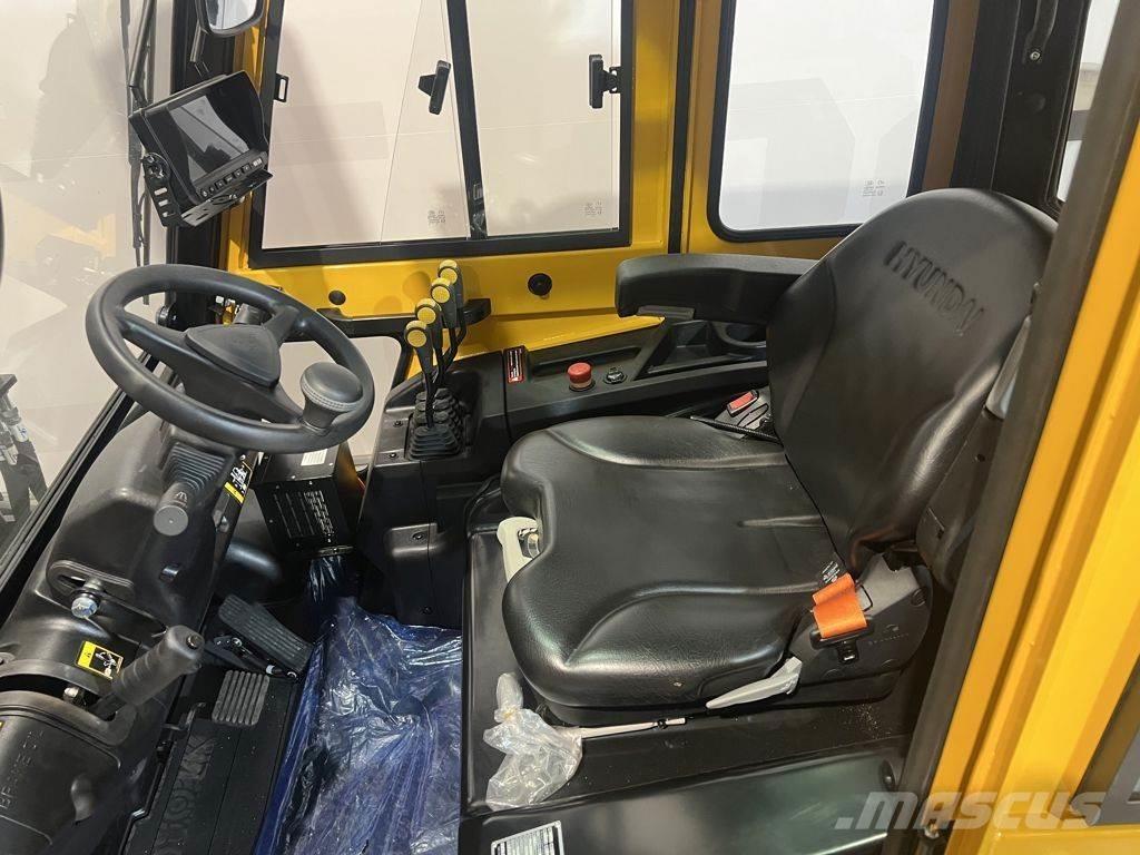 Hyundai 35BE-X Elmotviktstruckar