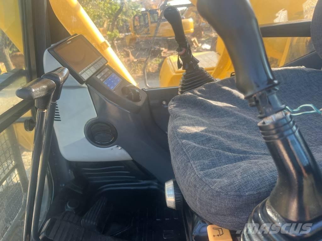 Komatsu PC 450-8 Bandgrävare