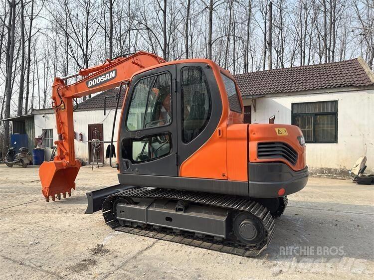 Doosan DX75 Minigrävare < 7t