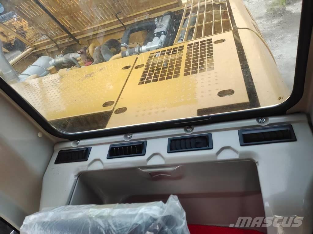 CAT 320 C L Bandgrävare
