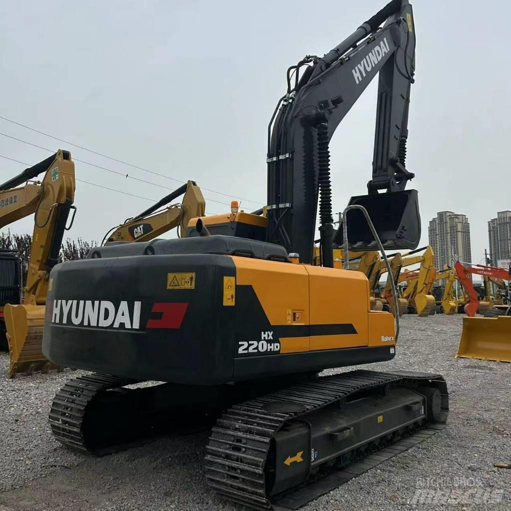 Hyundai 220VS Bandgrävare