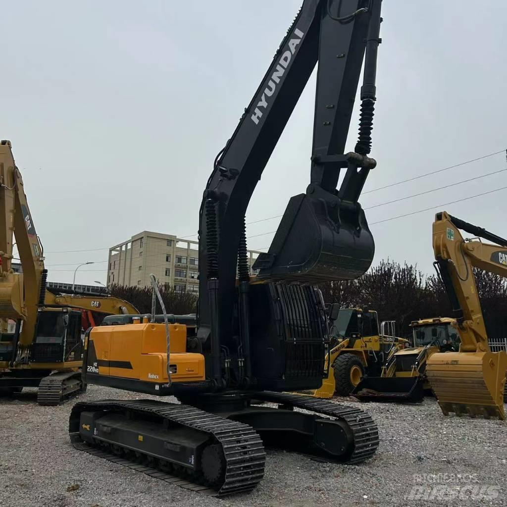 Hyundai 220VS Bandgrävare