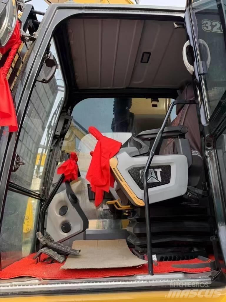 CAT 320GC Bandgrävare
