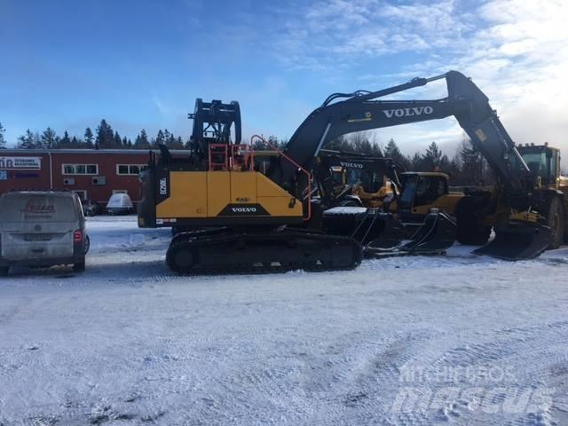Volvo EC250EL Bandgrävare