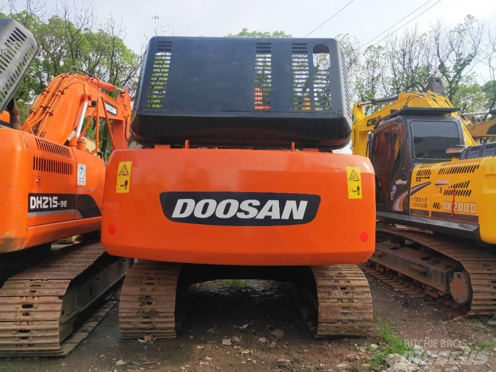 Doosan DH 215-9 Bandgrävare
