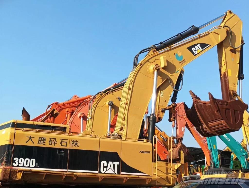 CAT CAT390DL Midigrävmaskiner 7t - 12t