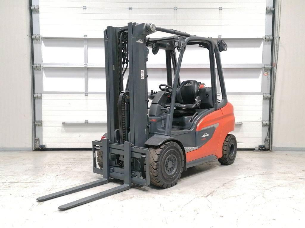 Linde H30T-01 Gasolmotviktstruckar