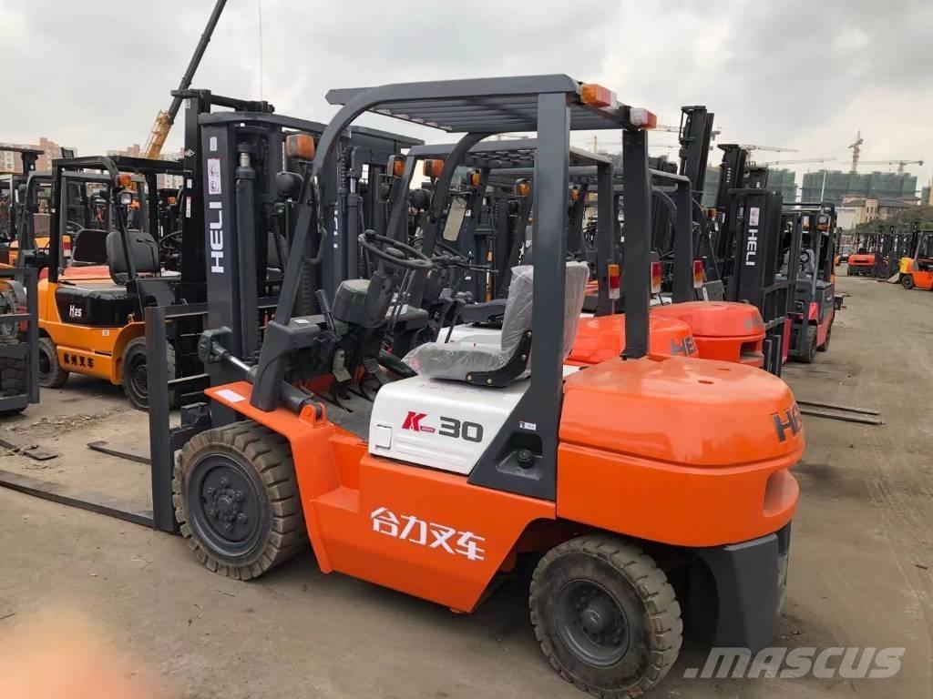 Heli FD 30 Dieselmotviktstruckar