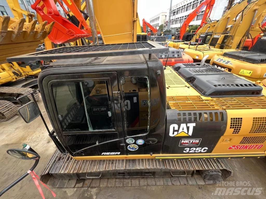 CAT 325 C Bandgrävare