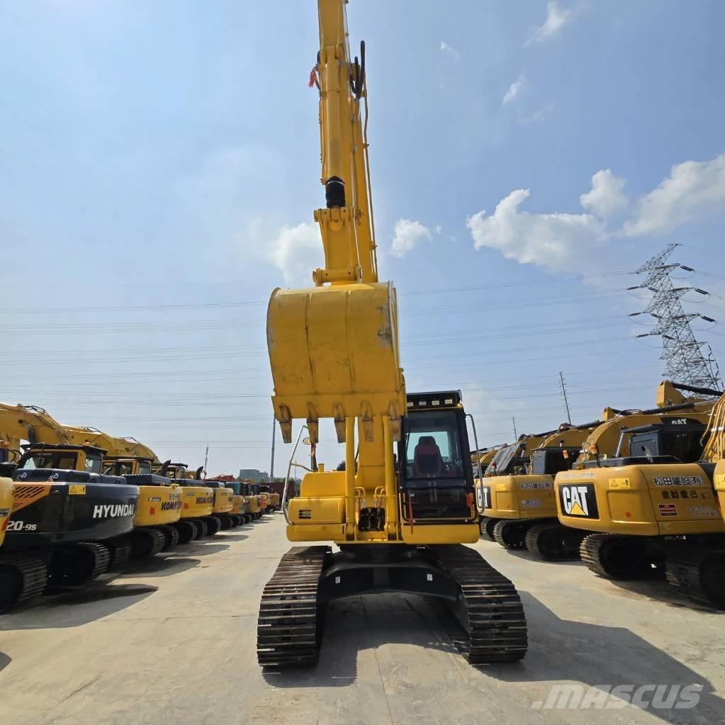 Komatsu PC 200-8 Bandgrävare