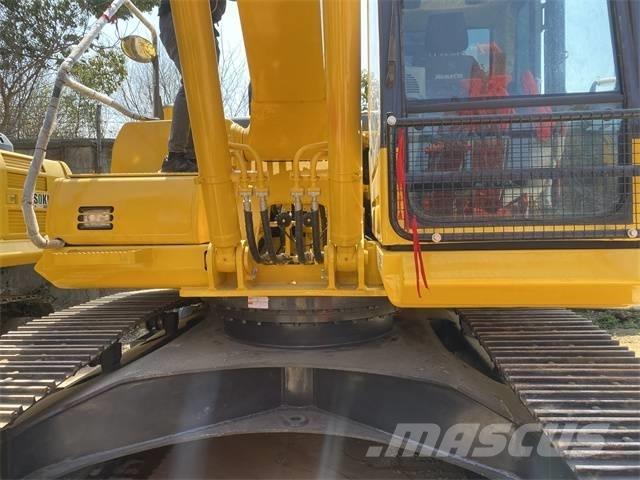 Komatsu PC 220-8 Bandgrävare
