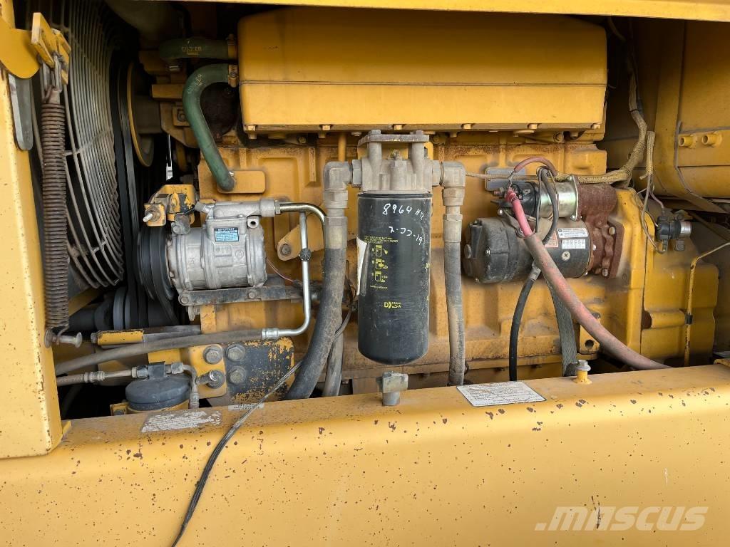 John Deere 770 BH Väghyvlar