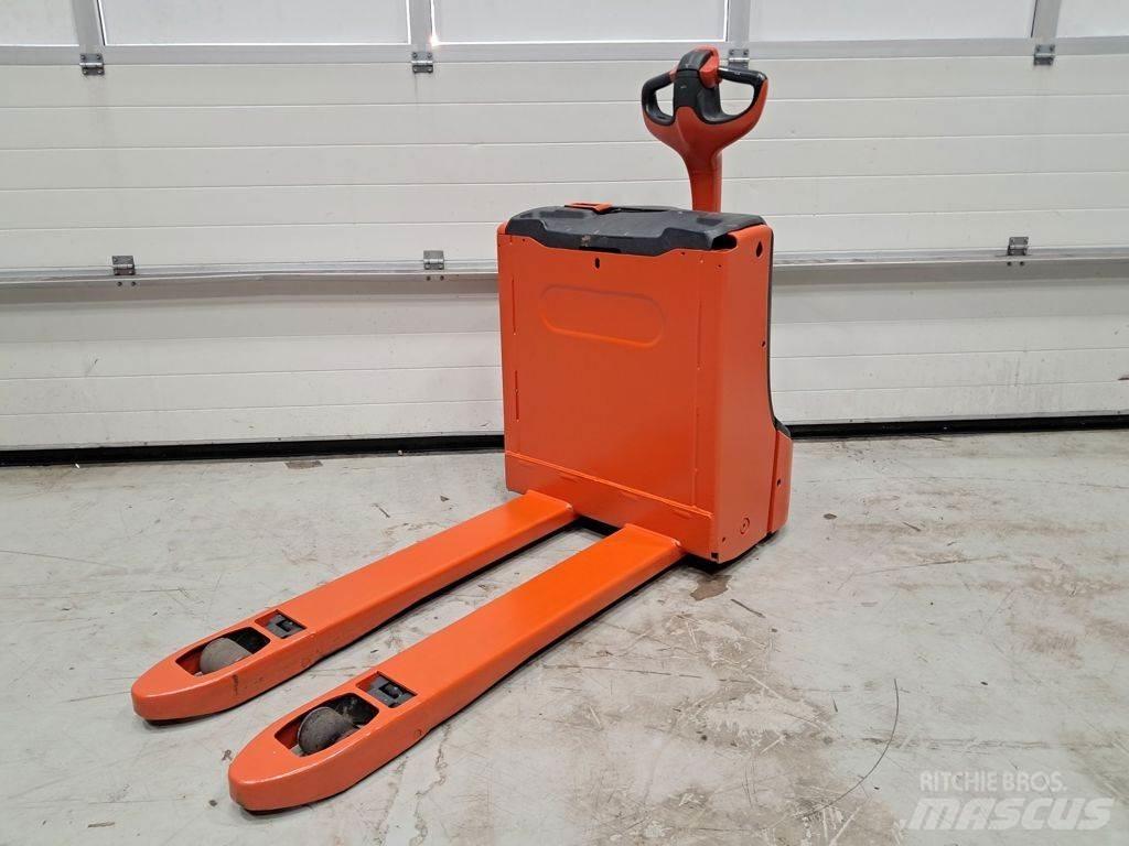 Linde T16 Låglyftare utan plattform