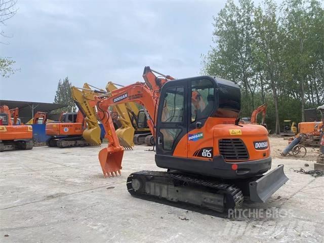 Doosan DX60 Minigrävare < 7t