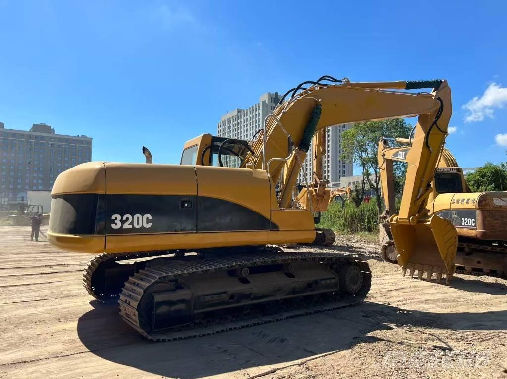 CAT 320 C Bandgrävare