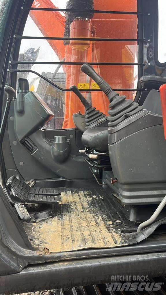 Hitachi ZX120 Bandgrävare