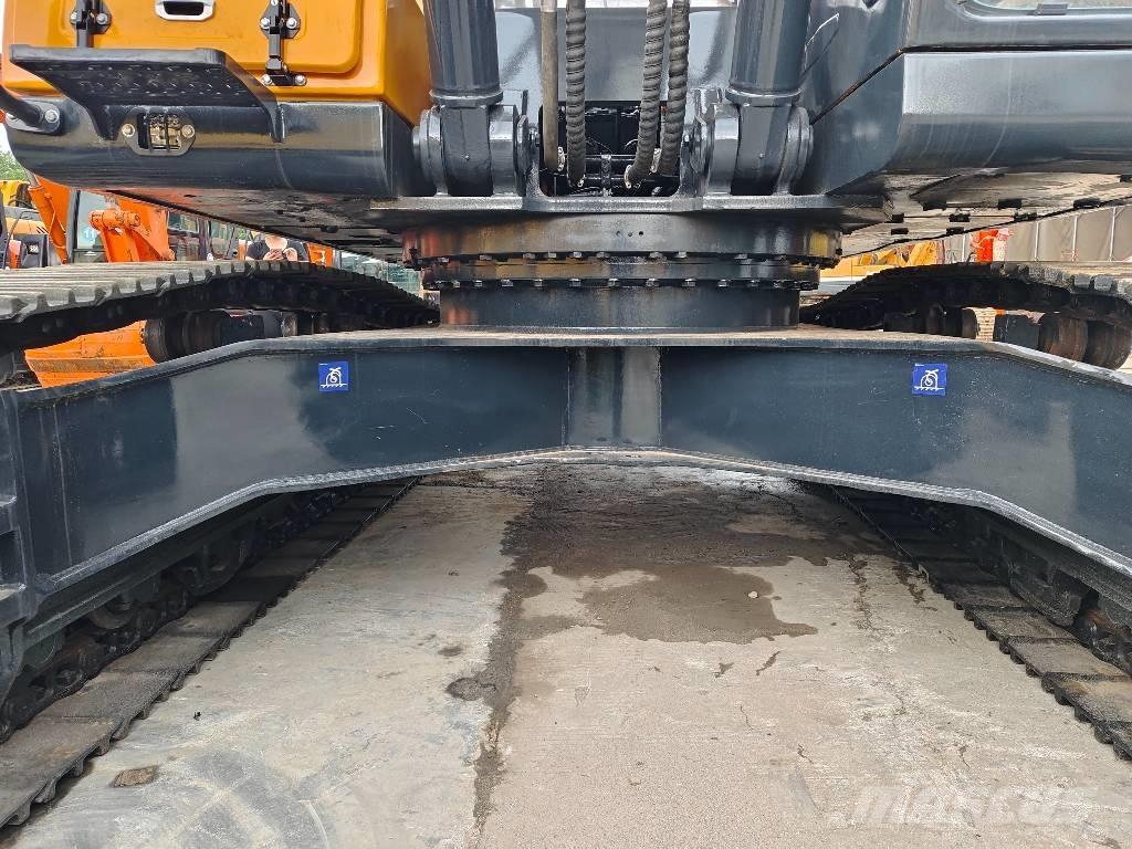 Hyundai R350LVS Bandgrävare