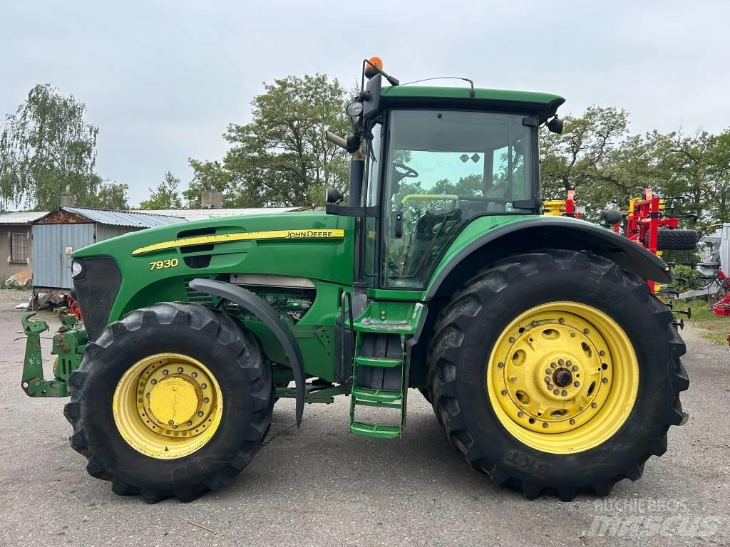 John Deere 7930 Traktorer