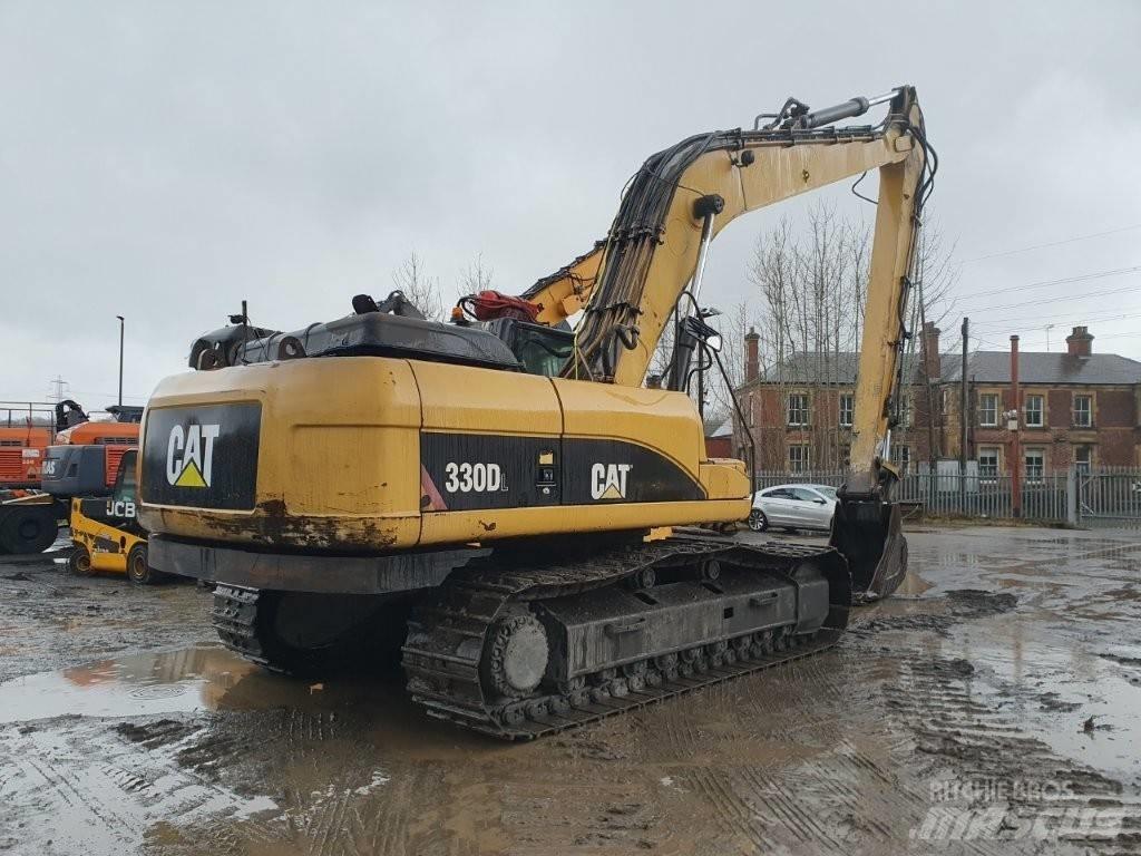 CAT 330 D L Bandgrävare