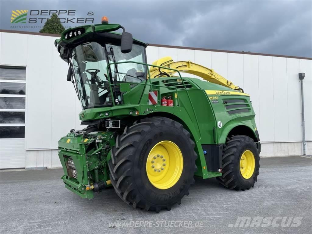 John Deere 8500i Fälthackar