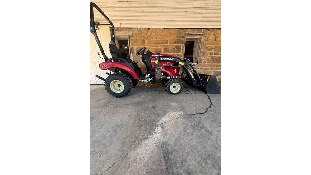 Yanmar SA223 Traktorer