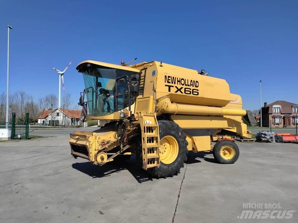 New Holland TX 66 Skördetröskor