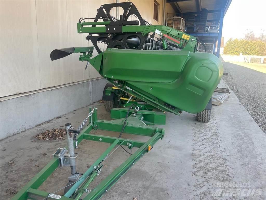 John Deere S690i Skördetröskor