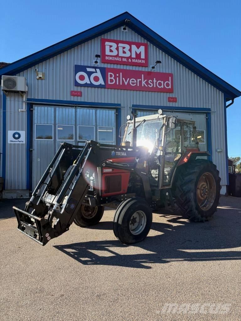 Massey Ferguson 375 Traktorer