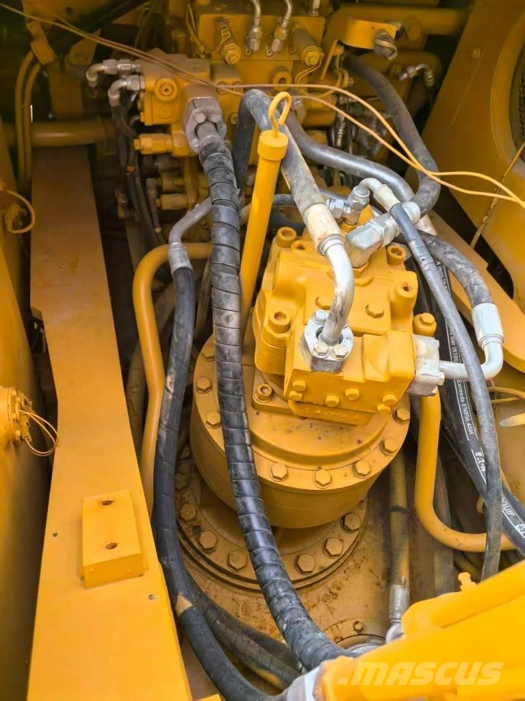 CAT 329 E Bandgrävare