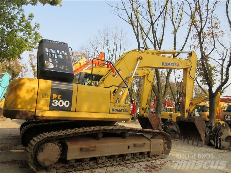 Komatsu PC 300-7 Bandgrävare