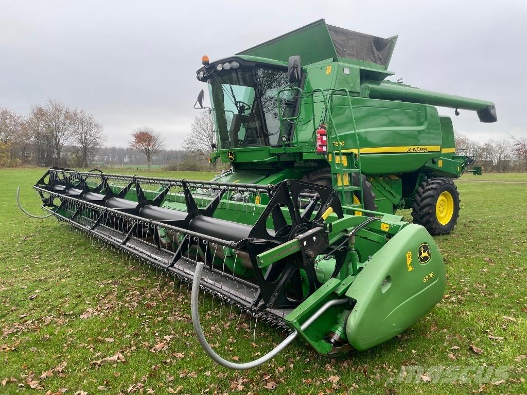 John Deere T 670 i Skördetröskor