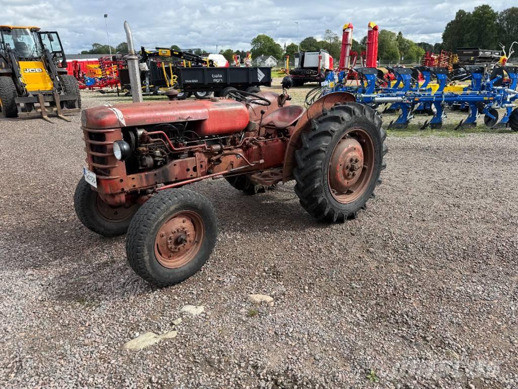 Volvo krabat T-425 Traktorer