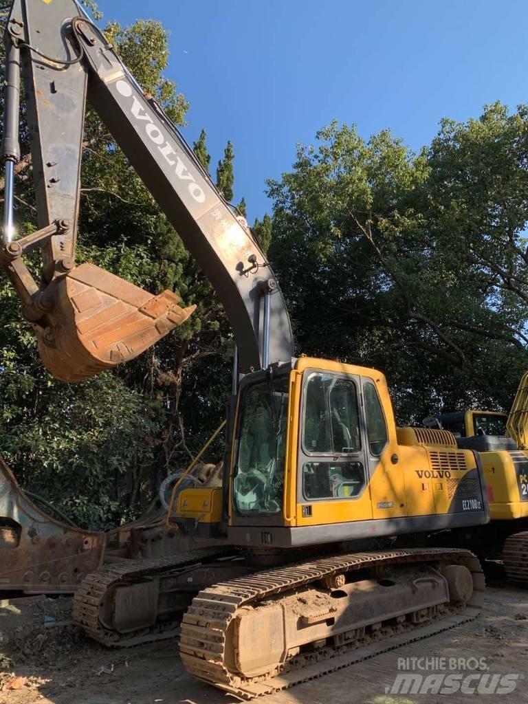 Volvo EC 210 B LC Bandgrävare