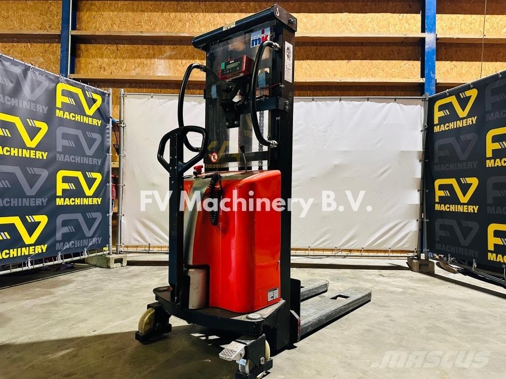 Schefer EHS25 Manuella pallstaplare